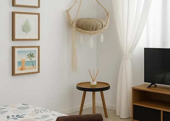 Del Mar Modern Spacious 3-Bedroom Apartment Near The Beach